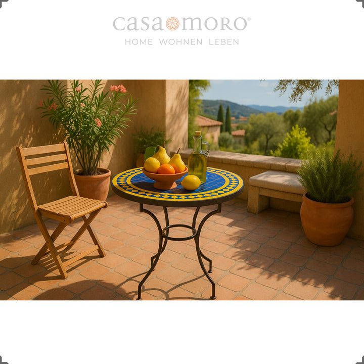 Kobaltblauer Zellige-Tisch mit gelbem Rand – marokkanischer Mosaiktisch Ø 60 cm