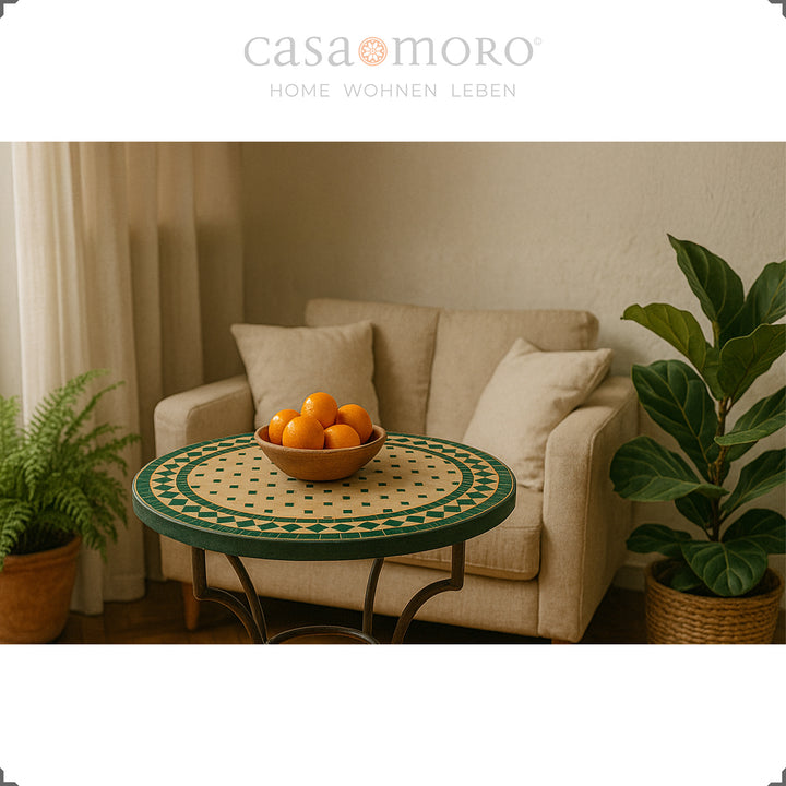 Grüner Zellige-Tisch für Terrasse, Küche oder Wintergarten – mediterran, retro-inspiriert, urban einsetzbar