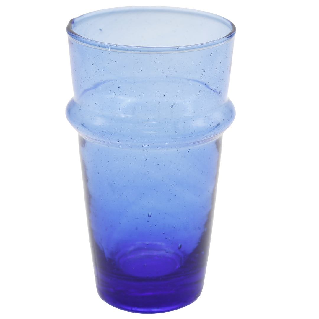 Mundgeblasenes Glas für Eiskaffee – lebendige Oberfläche & kräftiges Blau