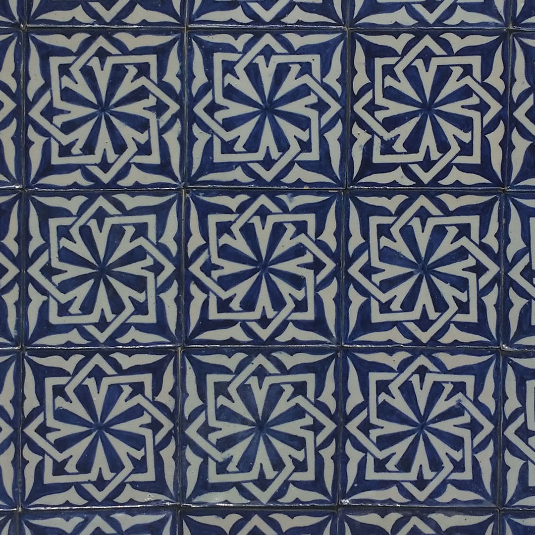 Handbemalte Fliese – Andalusischer Stil