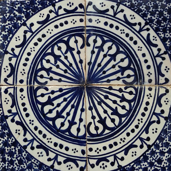 Handbemalte Fliese –  Andalusischer Stil