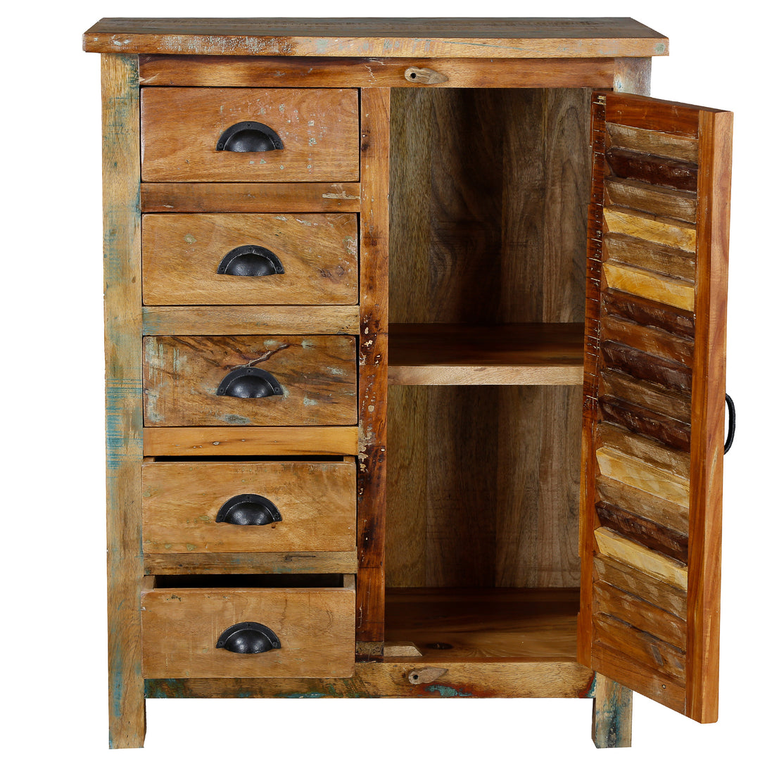 Highboard aus massivem Holz mit geöffneten Schubladen und Tür, Innenfächer sichtbar, freigestellt